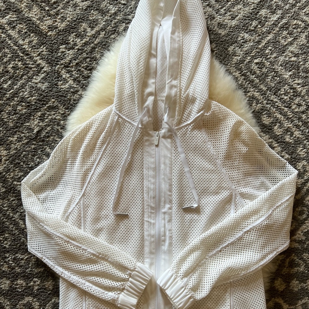 Lululemon white mesh jacket